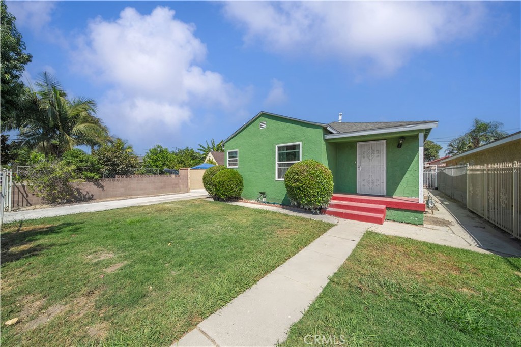901 W 134th