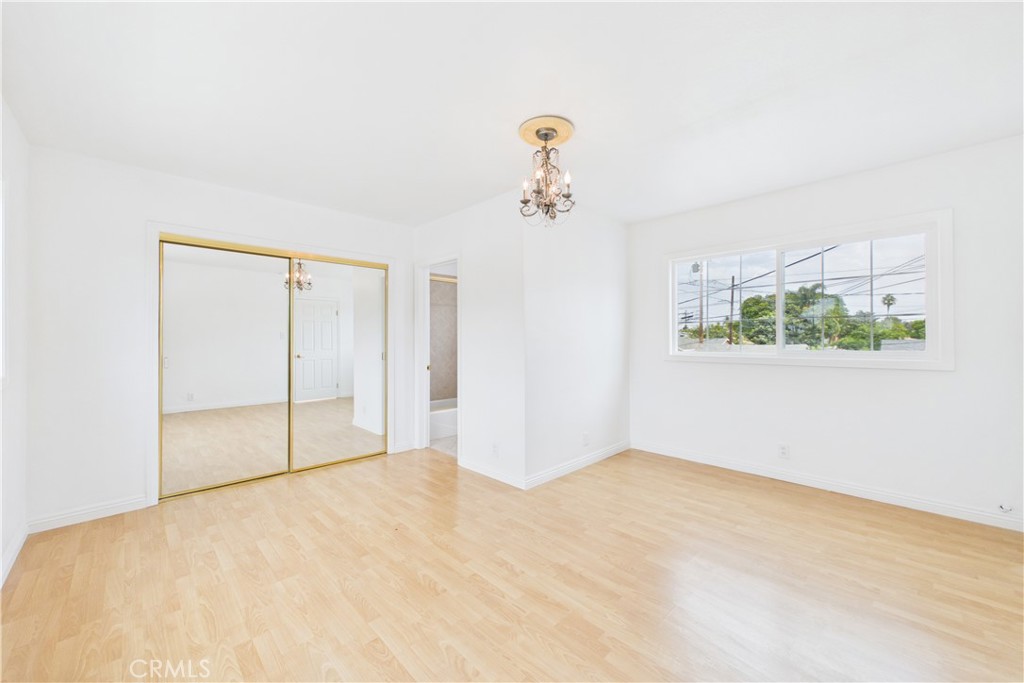 741 W Hill