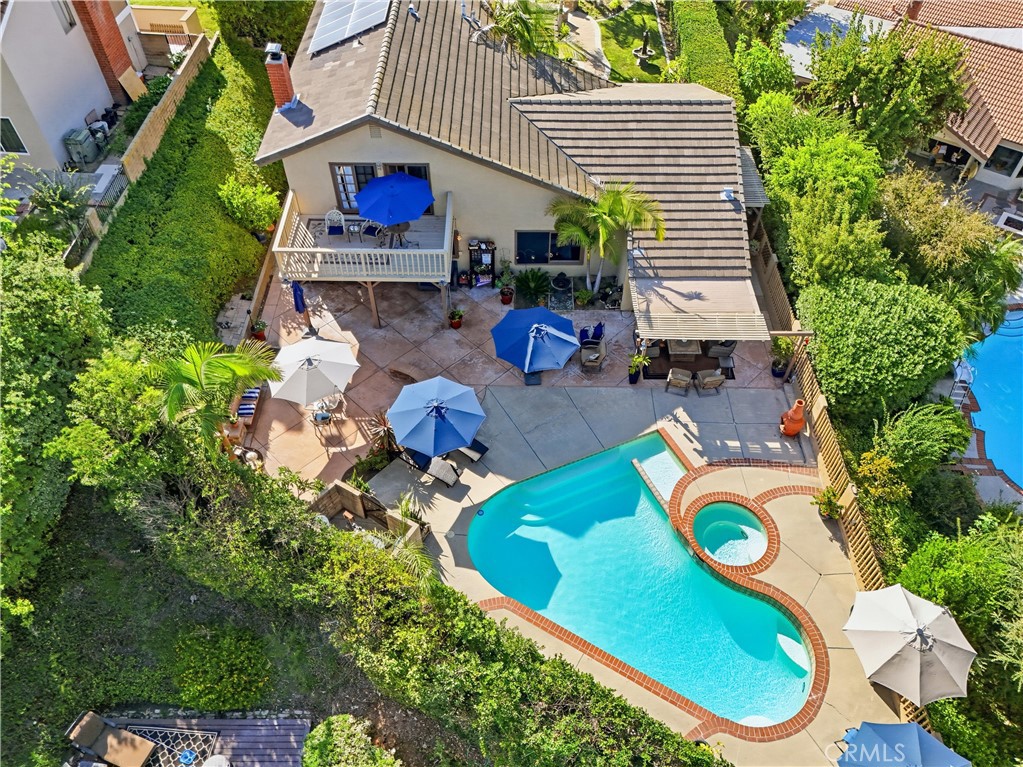 5432 E Willowick