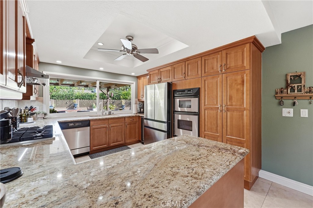 5432 E Willowick
