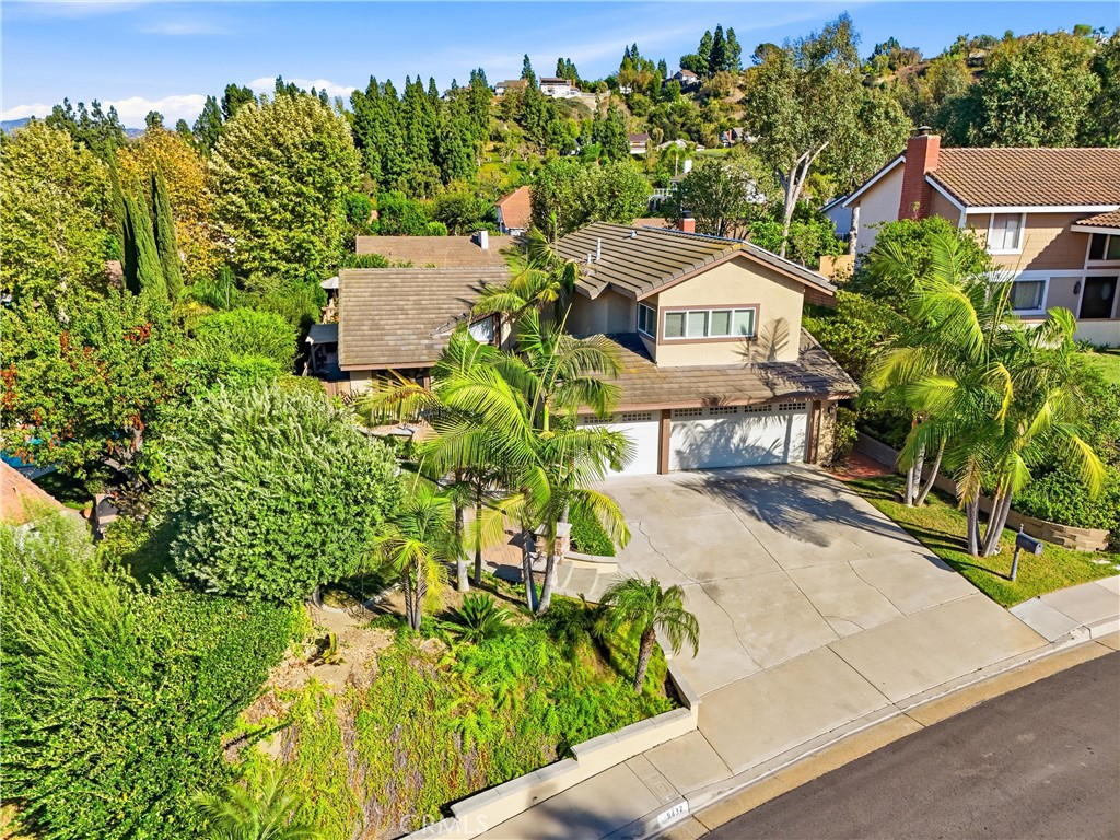 5432 E Willowick