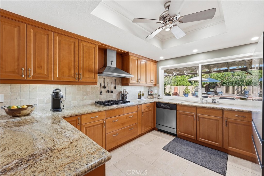 5432 E Willowick
