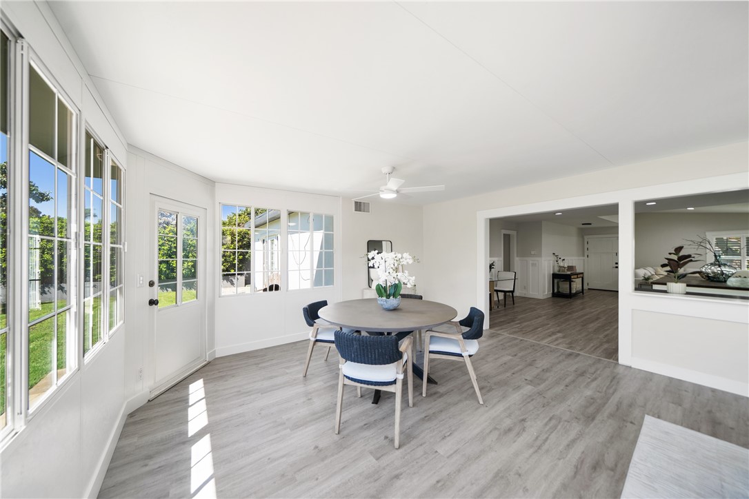 2818 N Lowell