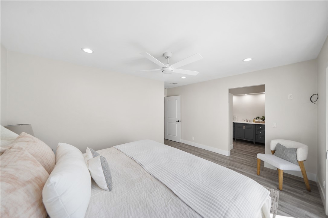 2818 N Lowell