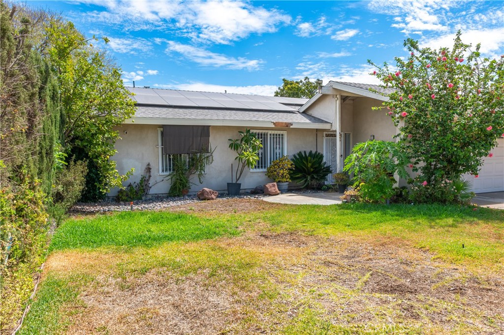 9087 Rosecrest