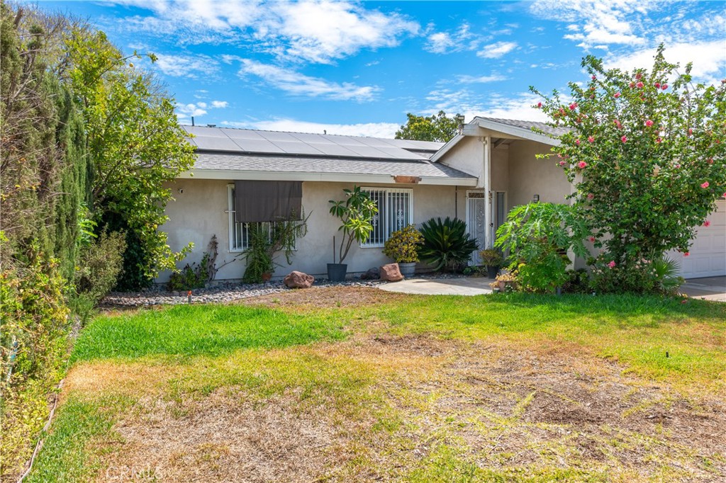 9087 Rosecrest