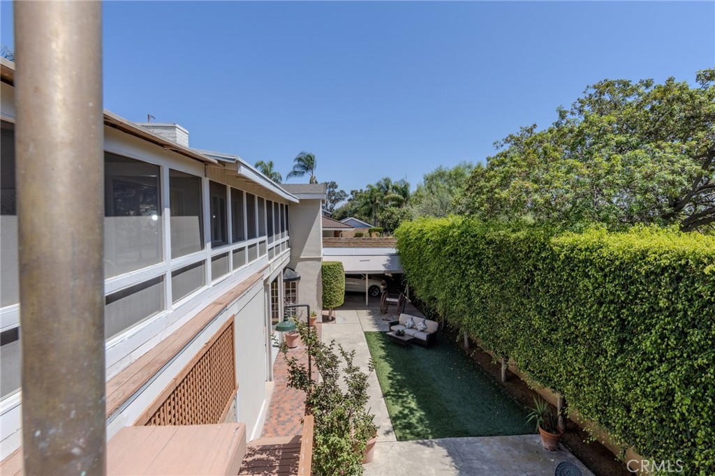 2326 Almira Avenue