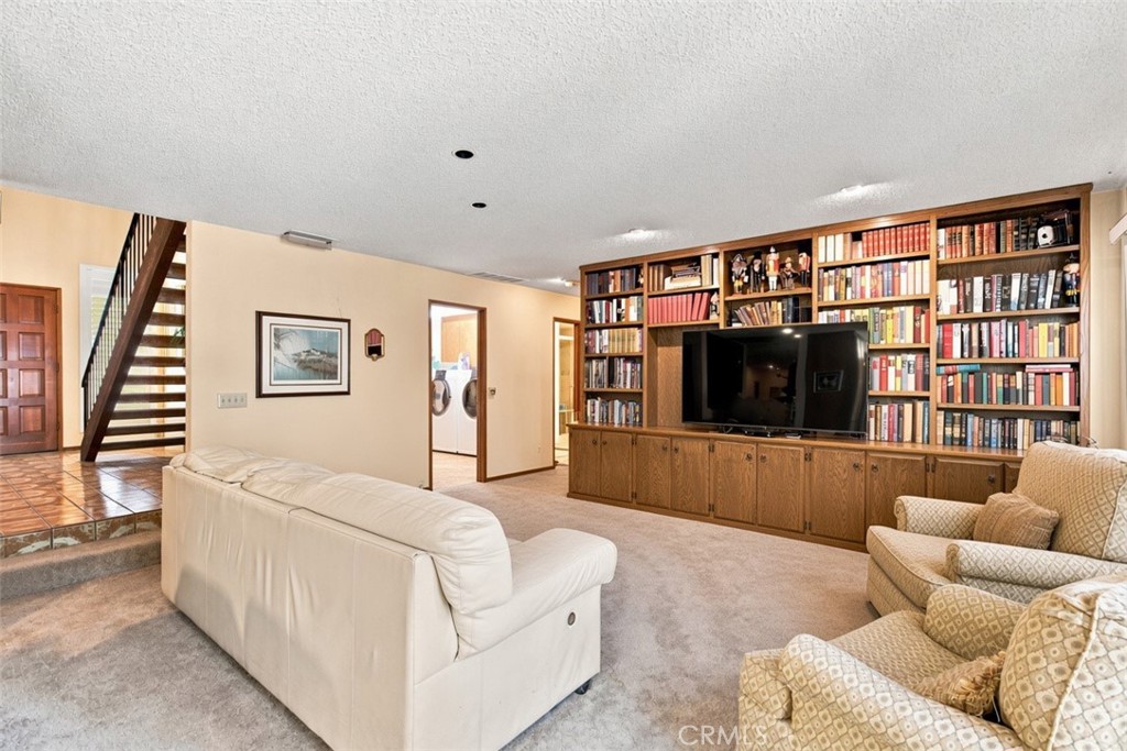 4615 Vallecito