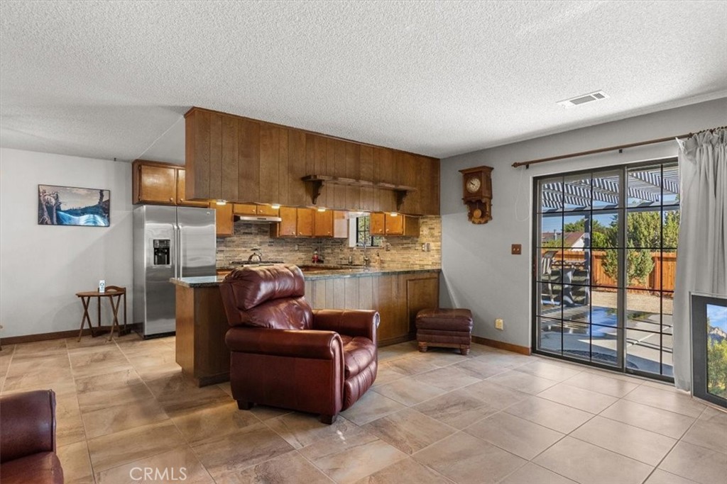19613 Meadows Road