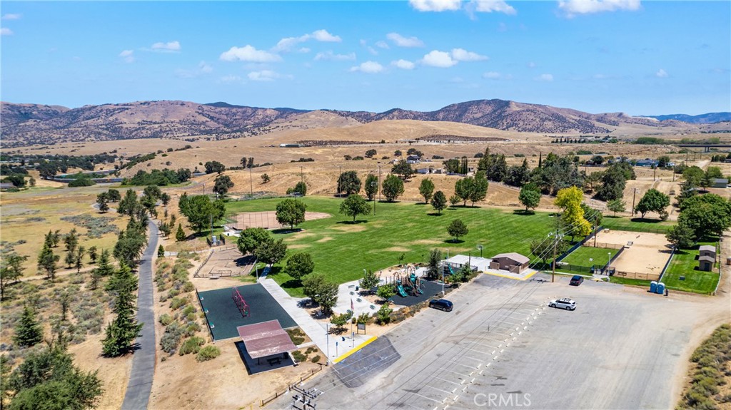 19613 Meadows Road