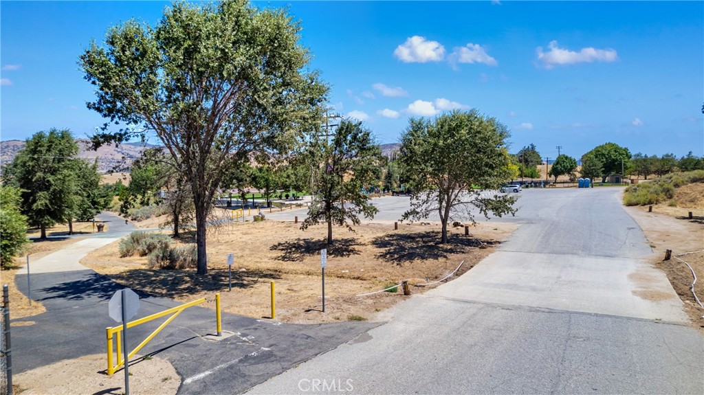 19613 Meadows Road