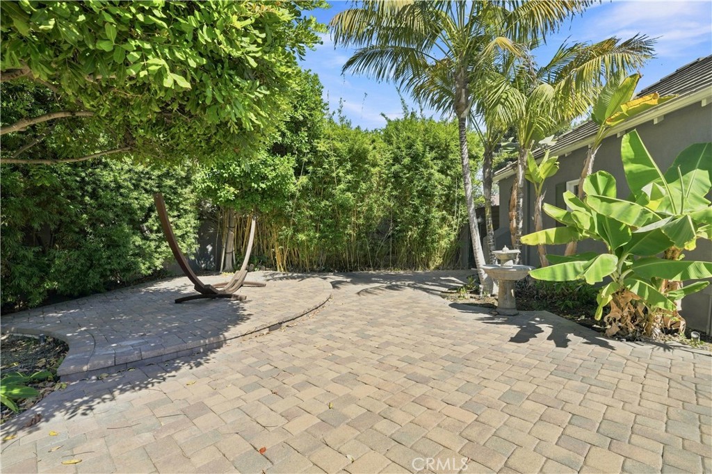 3924 N Lime