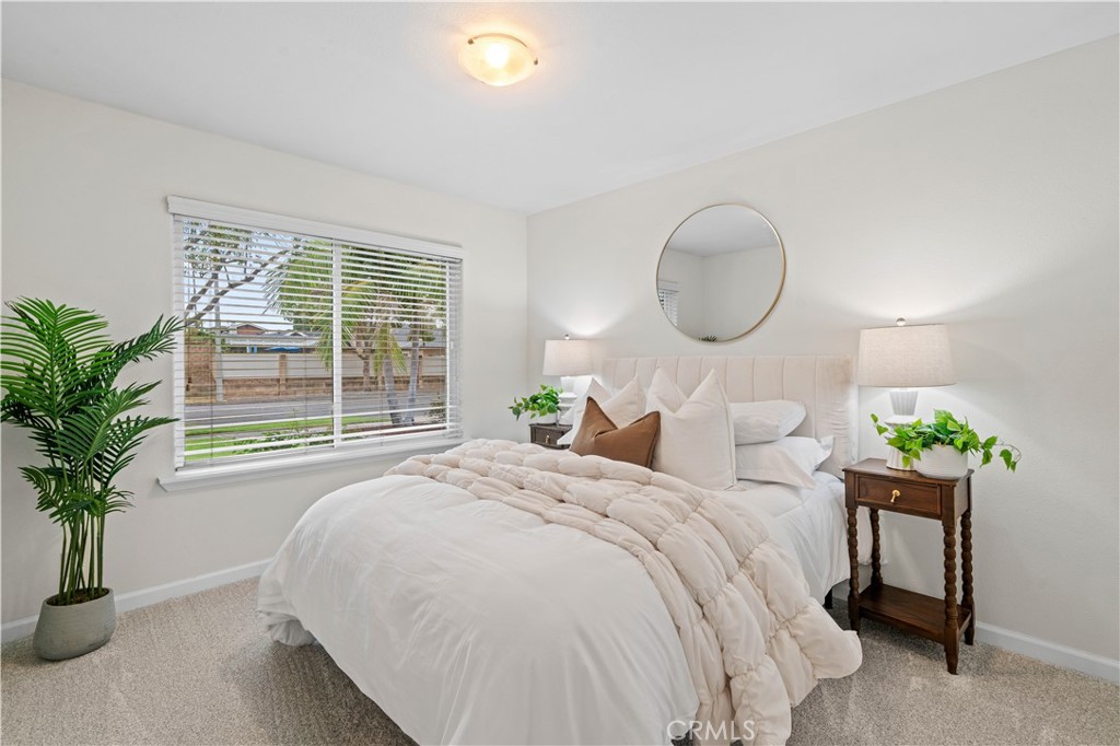 148 N Jerrilee Lane