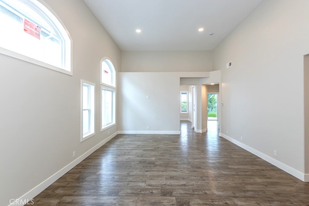 933 S Dylan Way