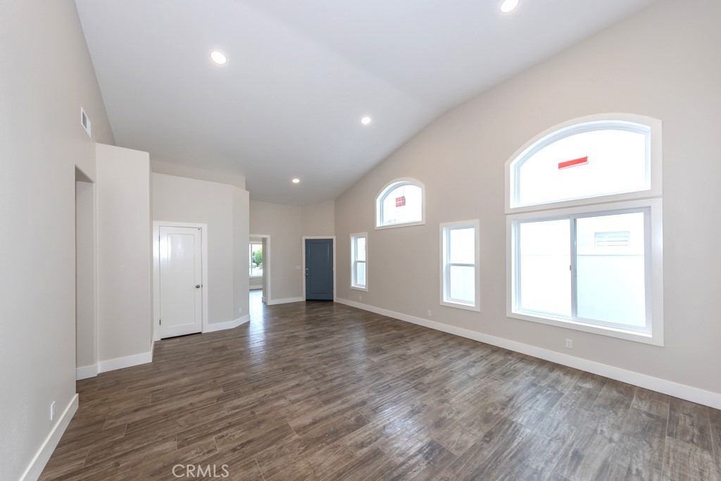 933 S Dylan Way