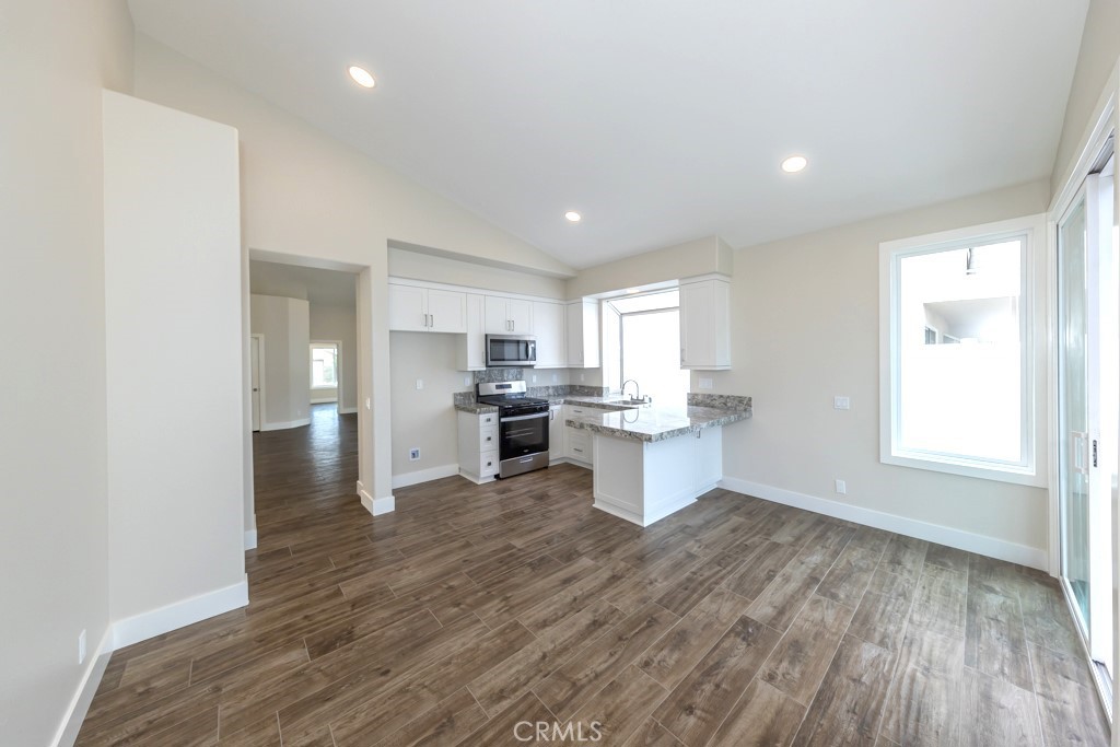 933 S Dylan Way