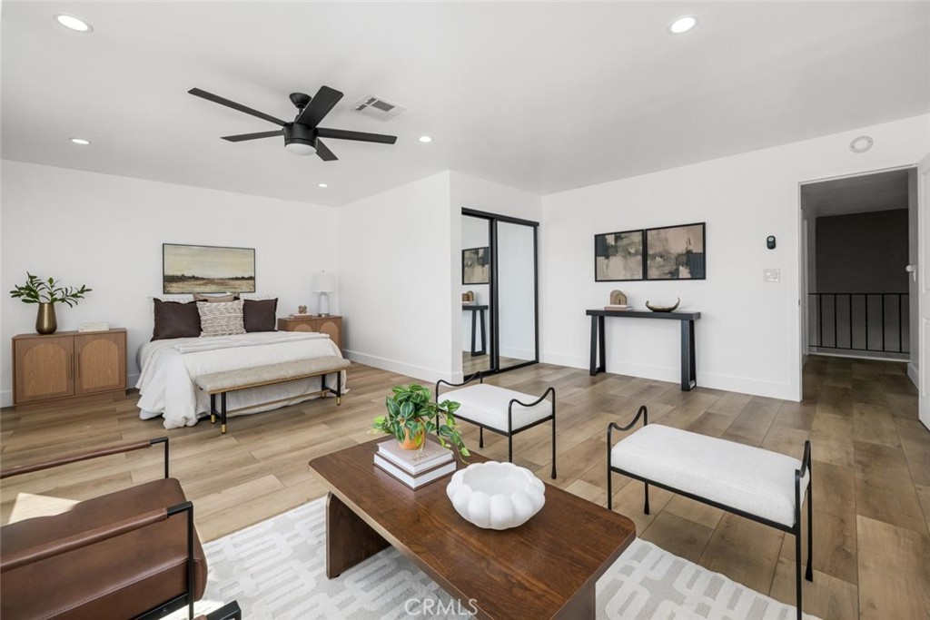 4297 Candleberry