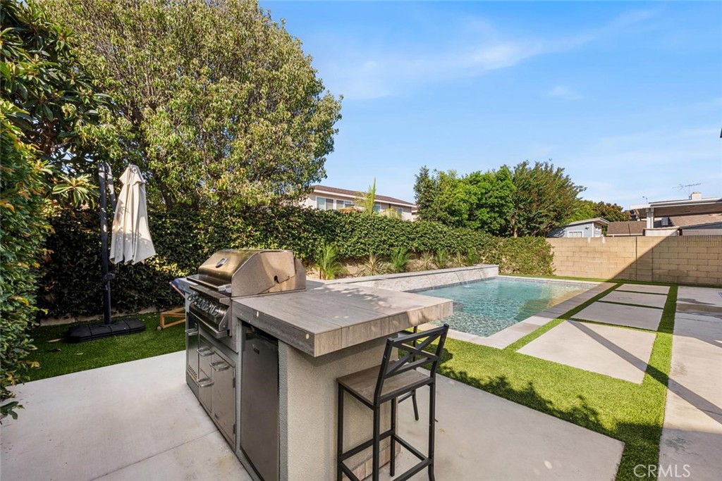 4297 Candleberry