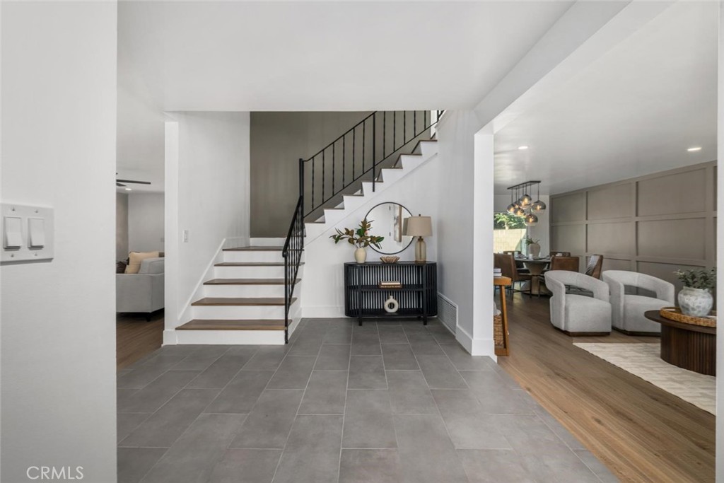 4297 Candleberry