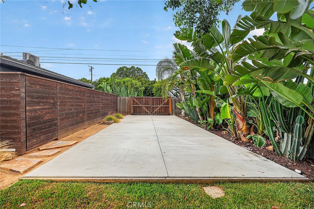 4333 Maury Ave