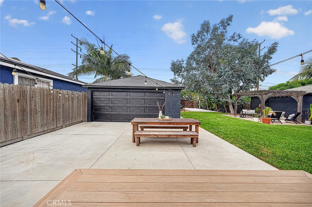 4333 Maury Ave