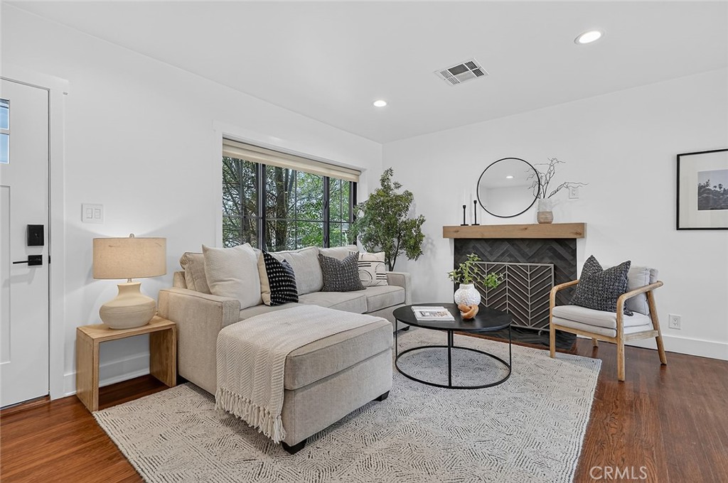 4333 Maury Ave