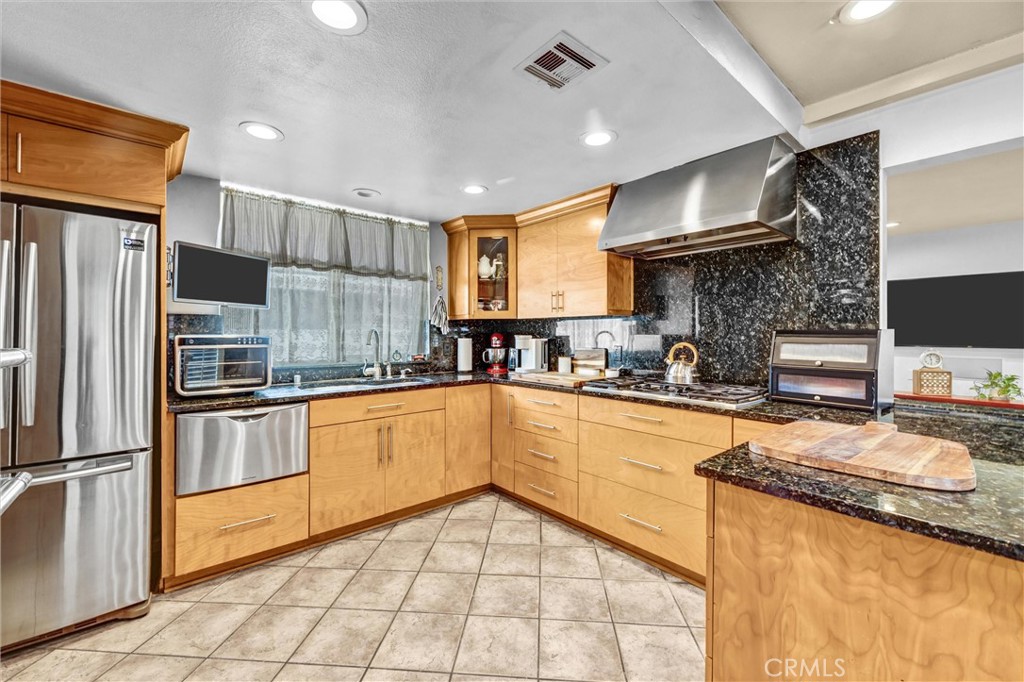 2530 Redcoach Lane