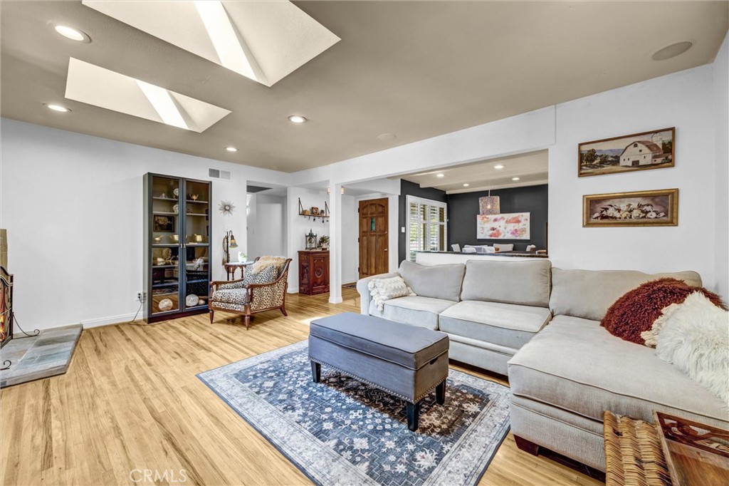 2530 Redcoach Lane