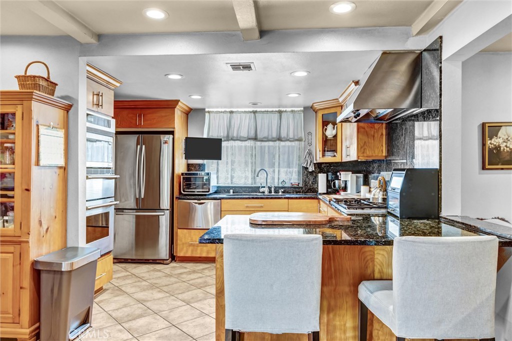2530 Redcoach Lane
