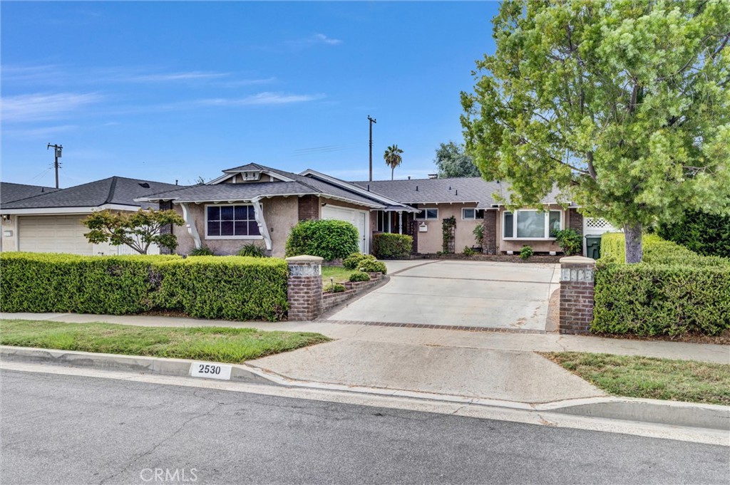 2530 Redcoach Lane