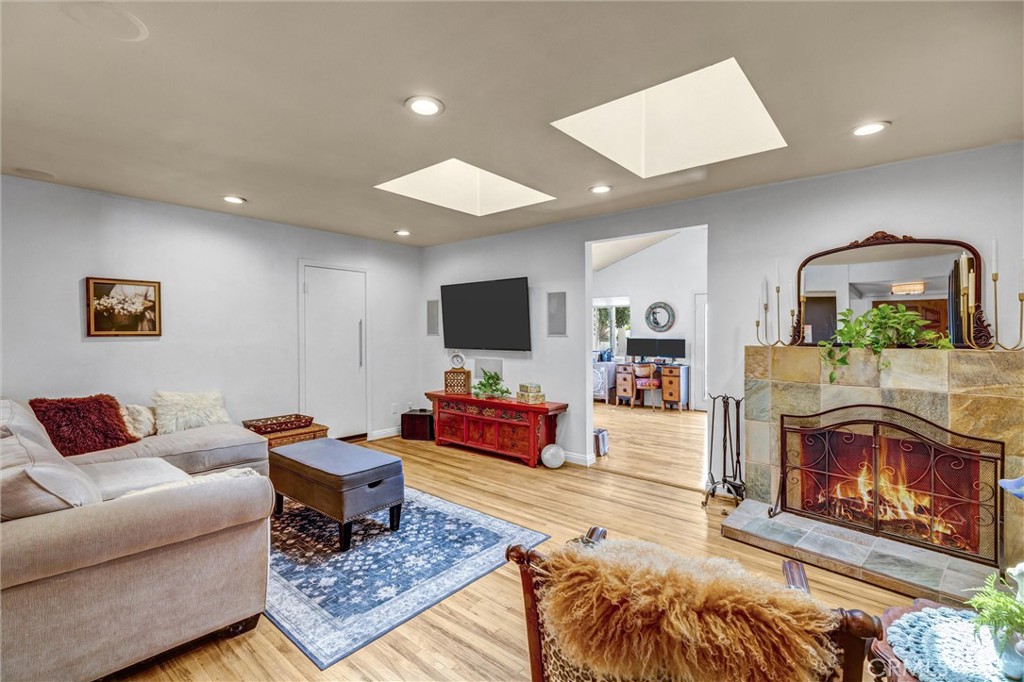2530 Redcoach Lane