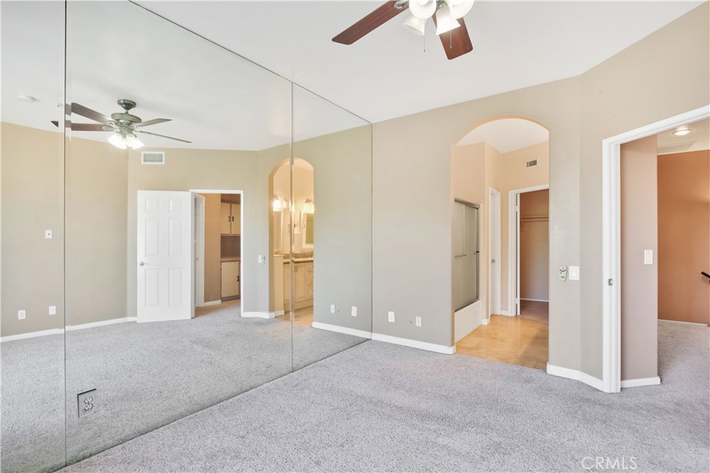 1069 S Positano