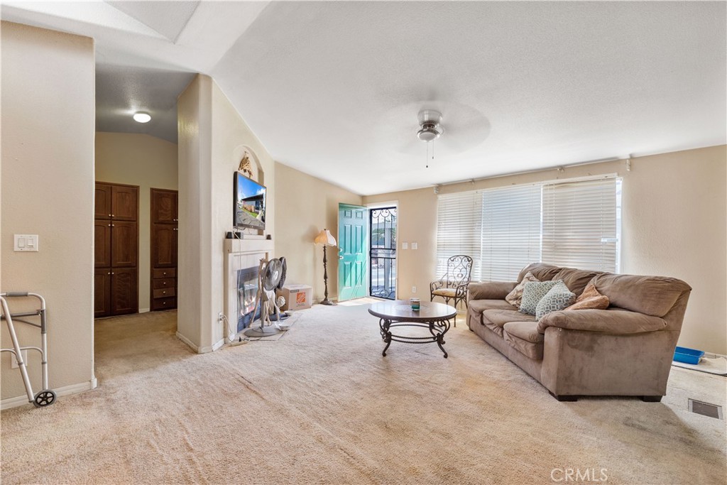 9080 Bloomfield