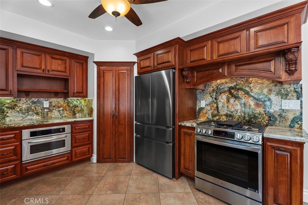 21674 Calle Alcazar