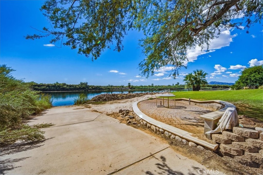 7829 Rio Vista