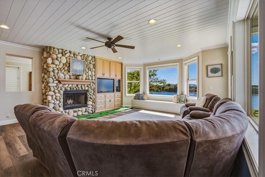 7829 Rio Vista