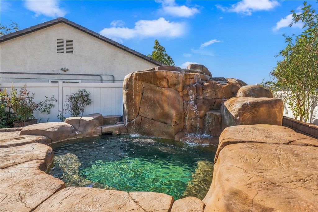 27605 Edgemont Drive