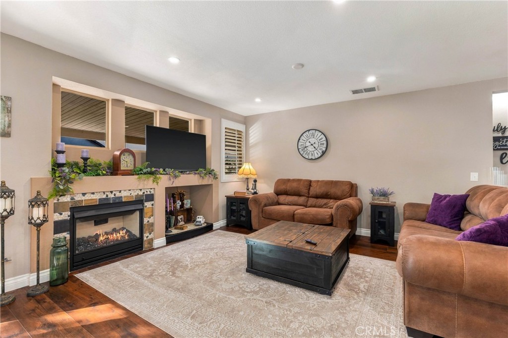 27605 Edgemont Drive
