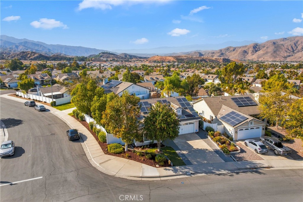 27605 Edgemont Drive
