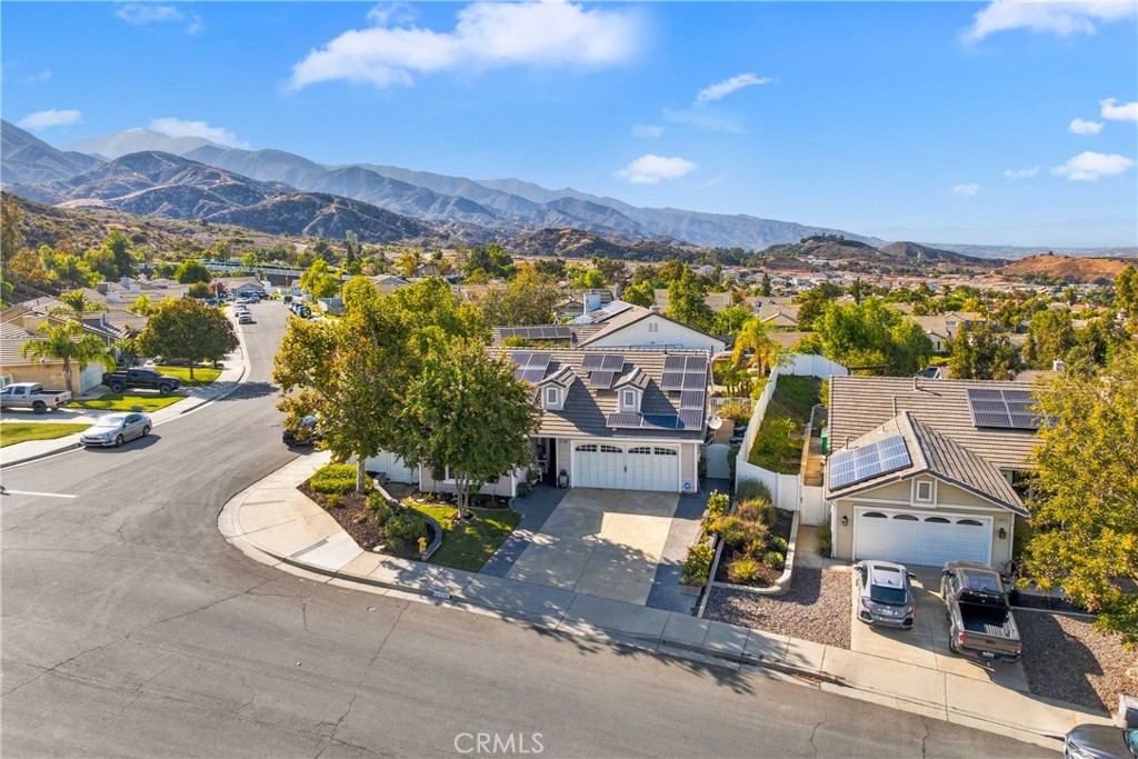 27605 Edgemont Drive