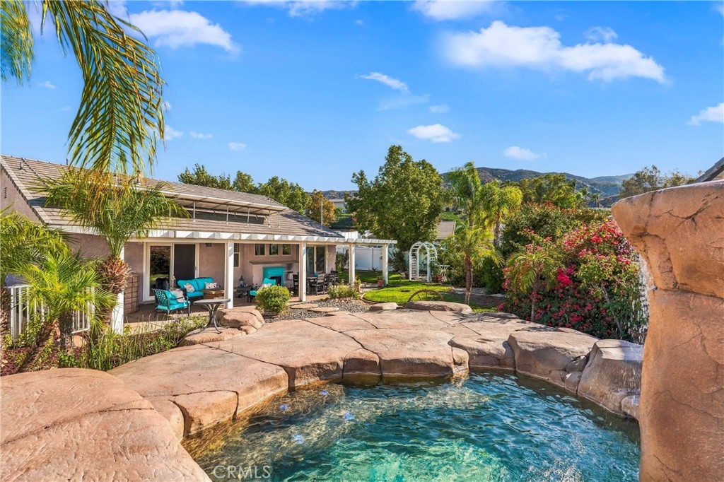 27605 Edgemont Drive