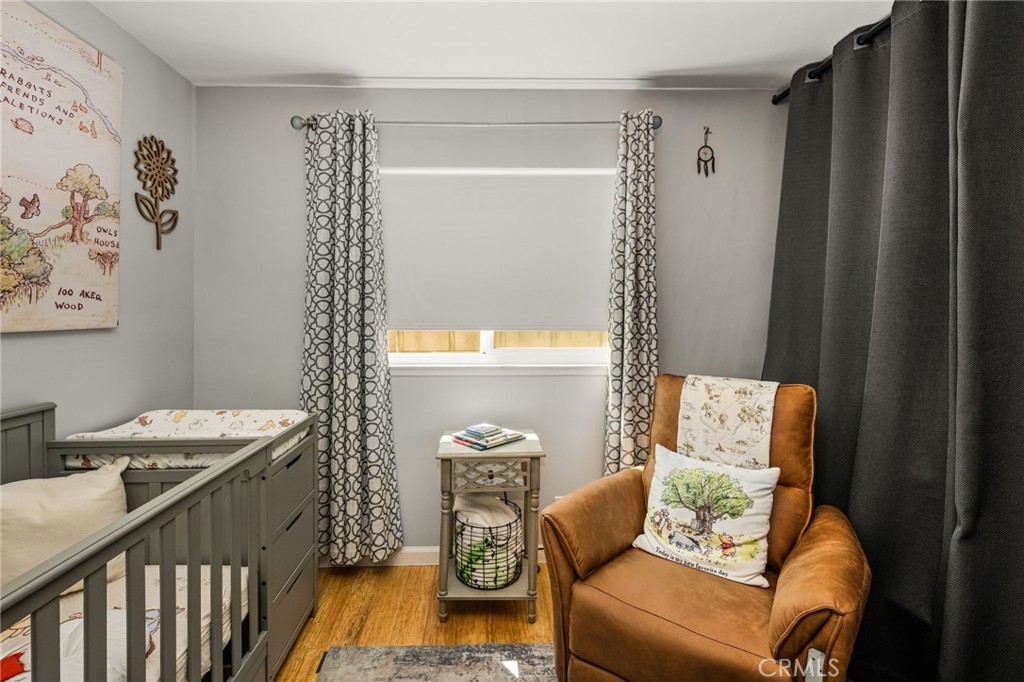 1231 N Dolores
