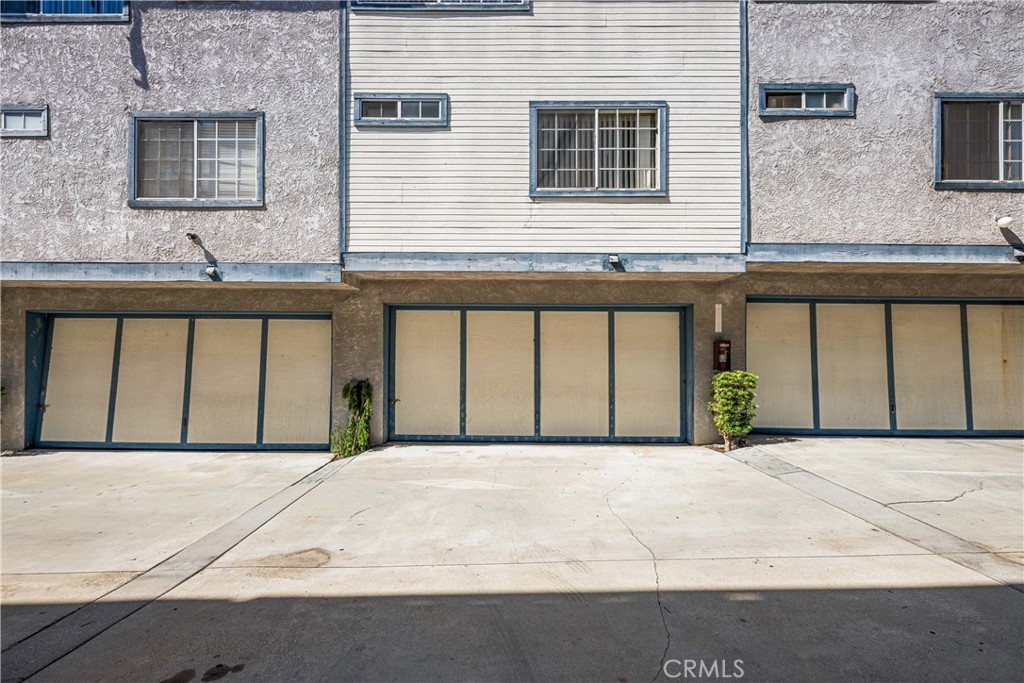 515 E Hazel 6