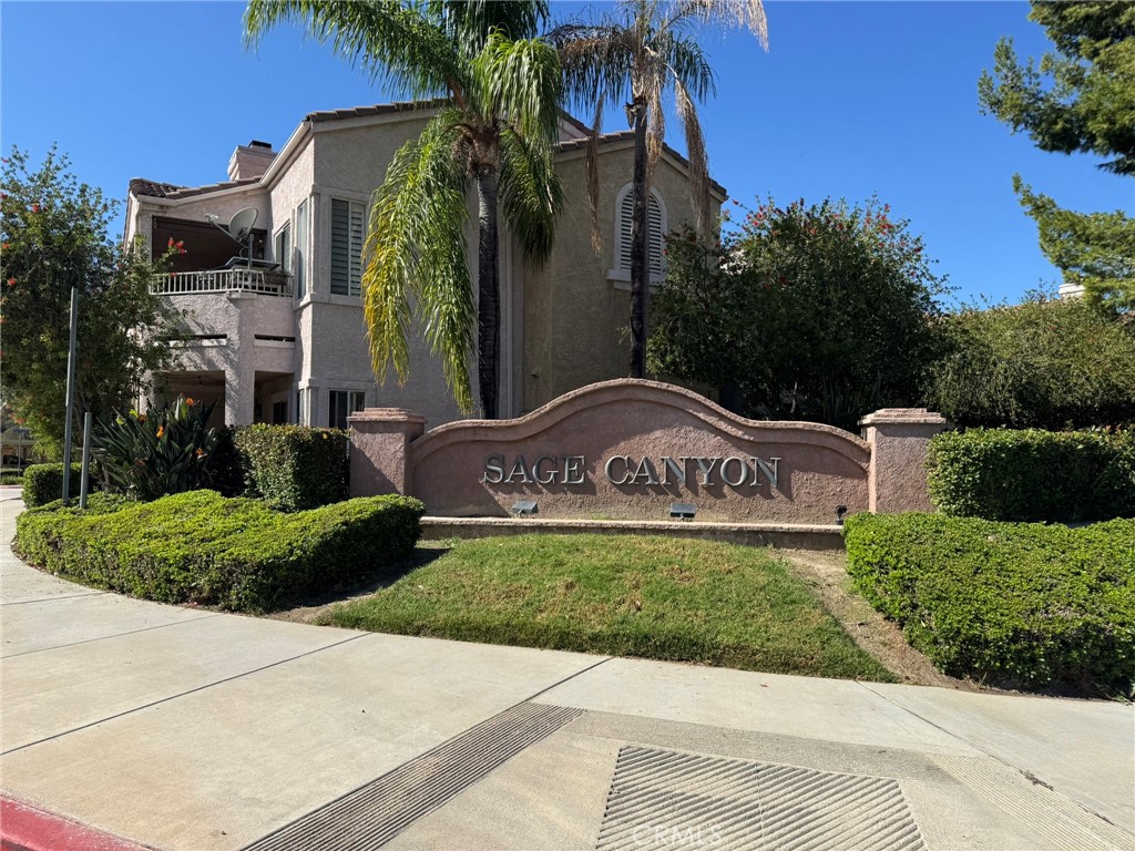 2325 Del Mar Way #106