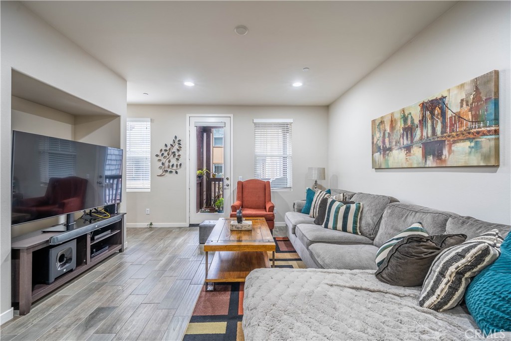 715 S Azusa Avenue C