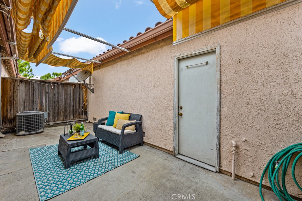 10421 Hayford Street B