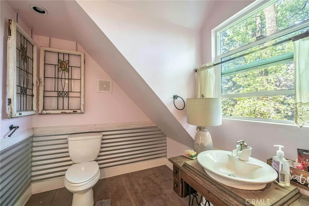 538 Sunset View Road