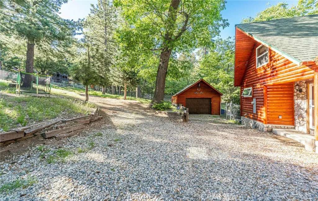 538 Sunset View Road