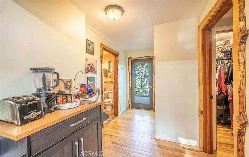538 Sunset View Road