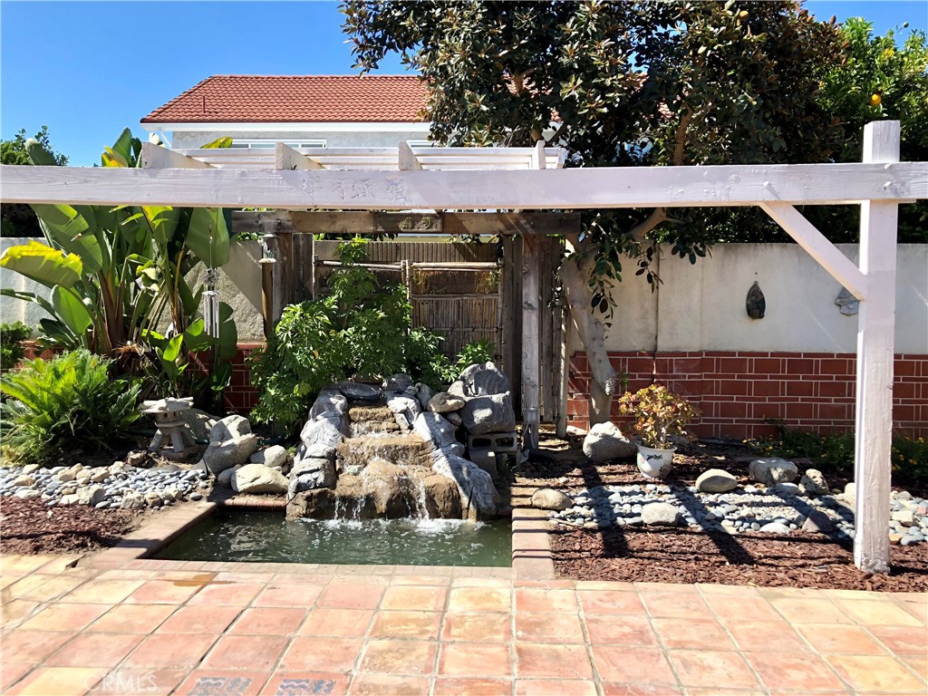 12439 Sunnycreek Lane